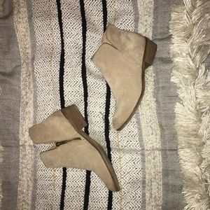 Splendid Tan Suede Ankle Booties